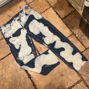 Love Culture Tye dyed blue jeans,Distressed size 7 7 great fit NEW